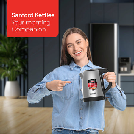 Sanford SF1851EK 1.7L Electric Kettle – lifestyle shot, woman with the kettle in the kitchen
