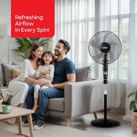 Sanford SF903SFN Stand Fan – lifestyle shot, father and child at home
